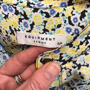 Equipment Femme 100% silk top